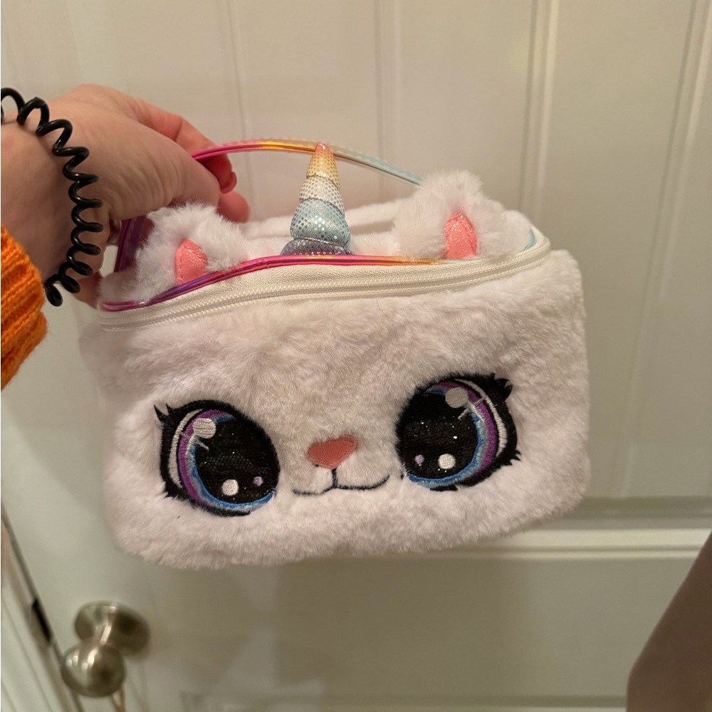 White Unicorn Kids Bag Claire’s make up